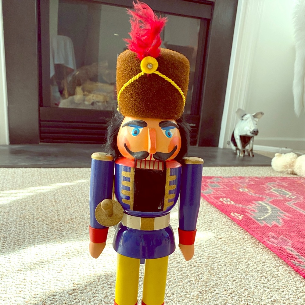 SOLD Vintage Erzgebirge German Pandur Nutcracker - Picture 1 of 12
